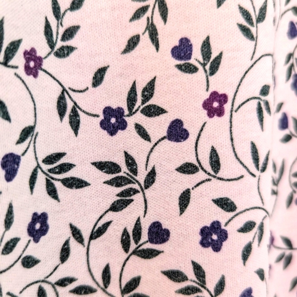 Vintage white long sleeved shirt moc neck purple & green floral design medium - Picture 4 of 11